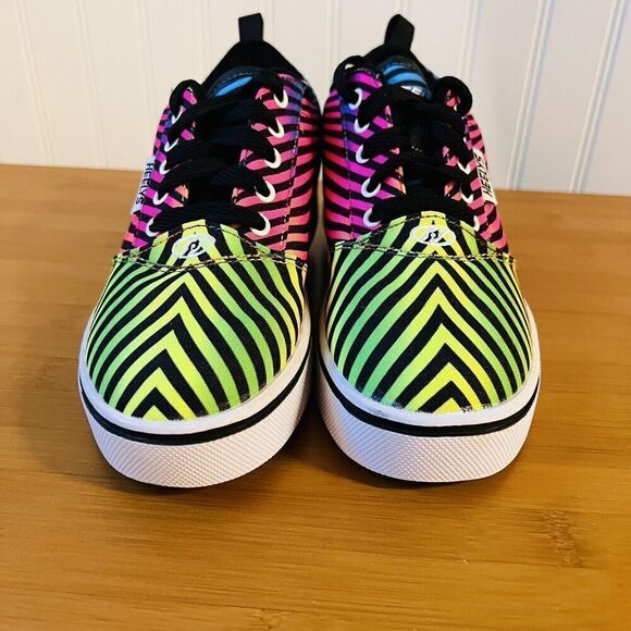 Heelys PRO 20 PRINTS BLACK RAINBOW Zebra Print Skate Rolling Shoe Women 5 YTH 4 - Picture 4 of 10